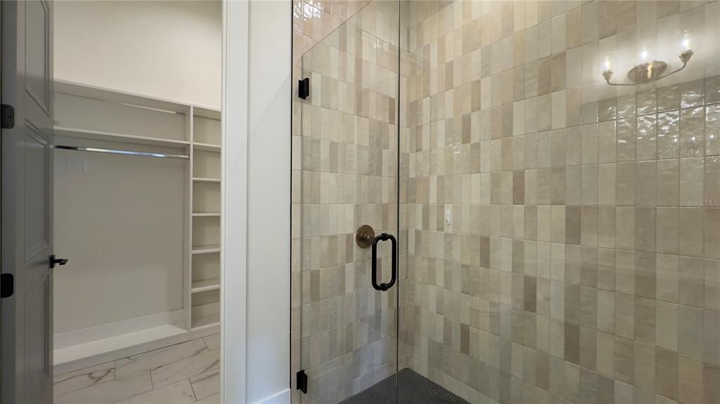 For Sale: $2,770,000 (5 beds, 6 baths, 4461 Square Feet)