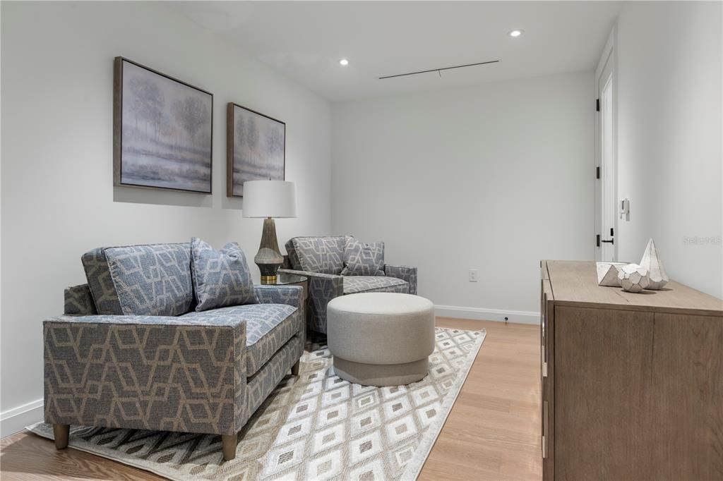 For Sale: $5,628,000 (3 beds, 3 baths, 3715 Square Feet)