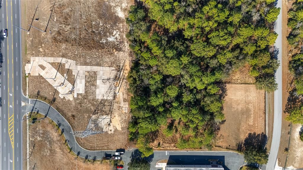 En Venta: $1,100,000 (5.82 acres)