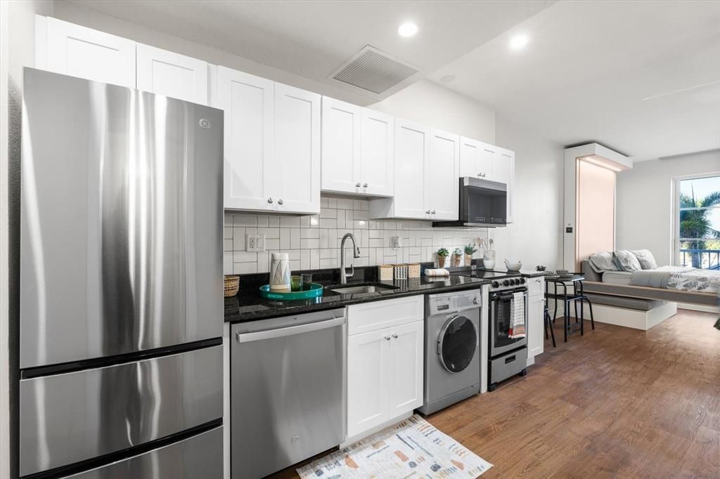 For Rent: $1,202 (0 beds, 1 baths, 458 Square Feet)