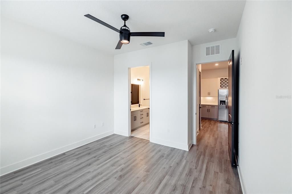 En Renta: $2,465 (2 camas, 2 baños, 1149 Pies cuadrados)