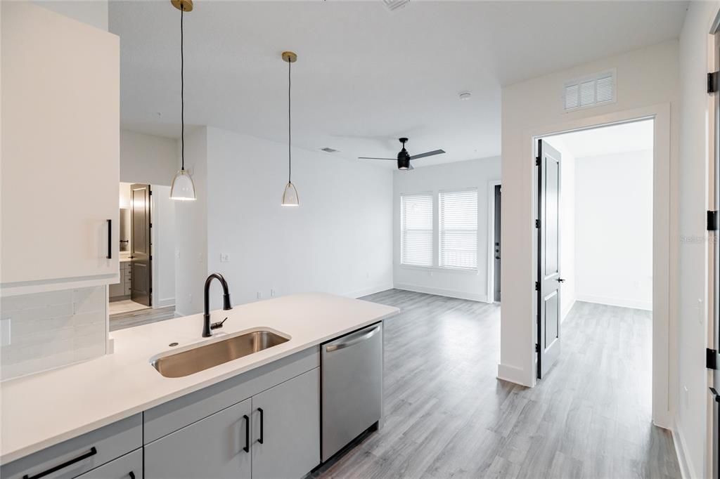 En Renta: $2,465 (2 camas, 2 baños, 1149 Pies cuadrados)