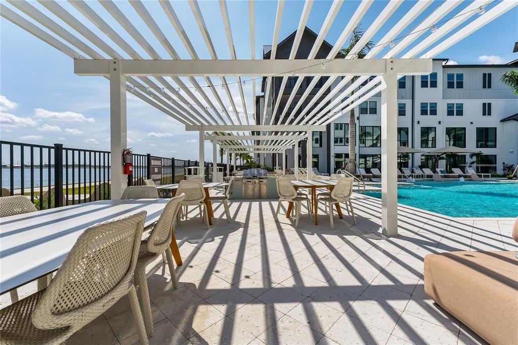 En Renta: $2,465 (2 camas, 2 baños, 1149 Pies cuadrados)