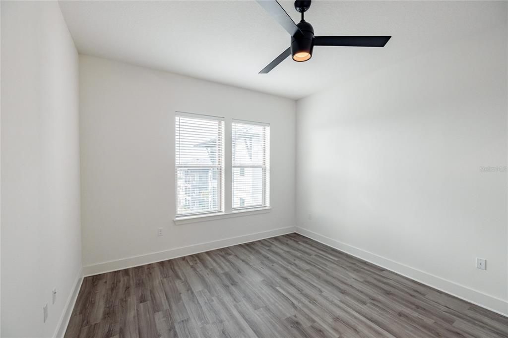 En Renta: $2,465 (2 camas, 2 baños, 1149 Pies cuadrados)