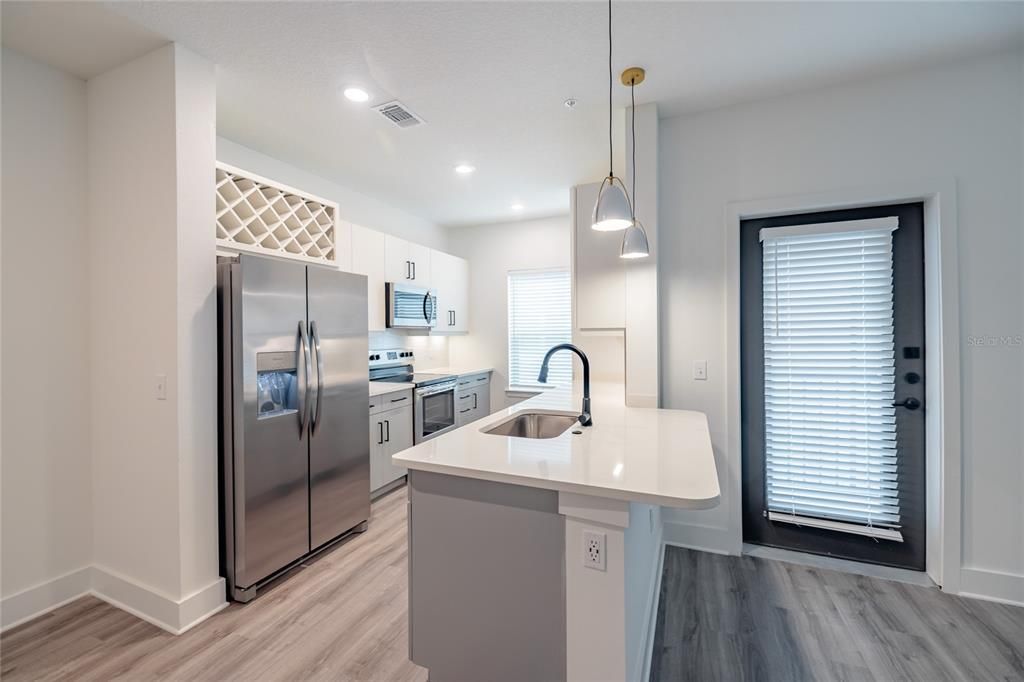 En Renta: $3,198 (3 camas, 3 baños, 1535 Pies cuadrados)