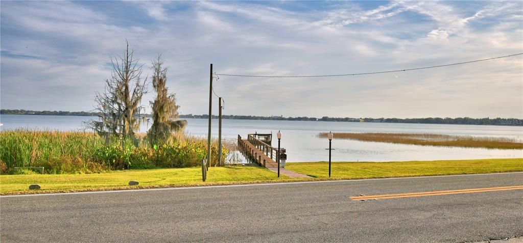 For Sale: $102,000 (2 beds, 2 baths, 1296 Square Feet)