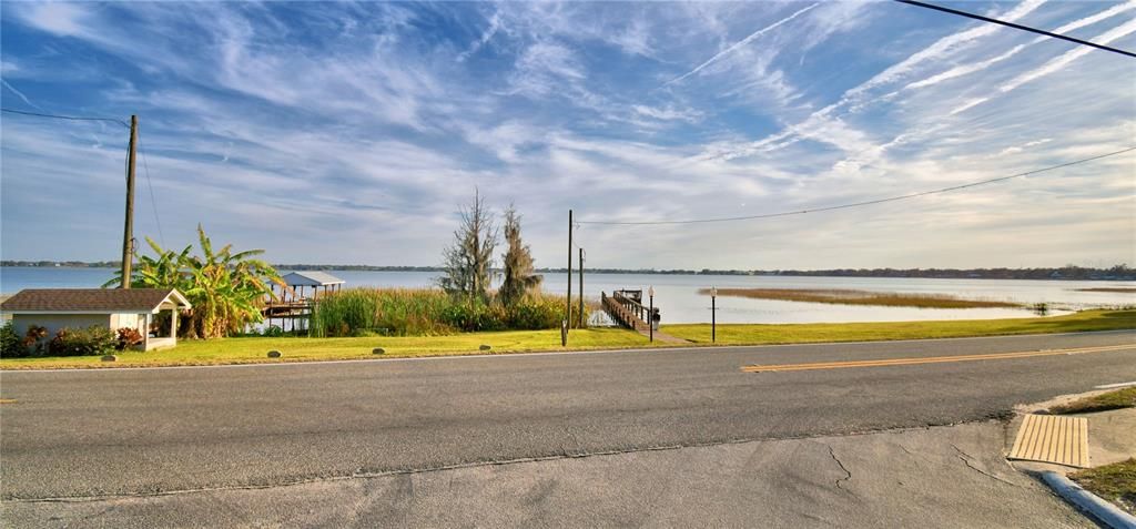 For Sale: $102,000 (2 beds, 2 baths, 1296 Square Feet)