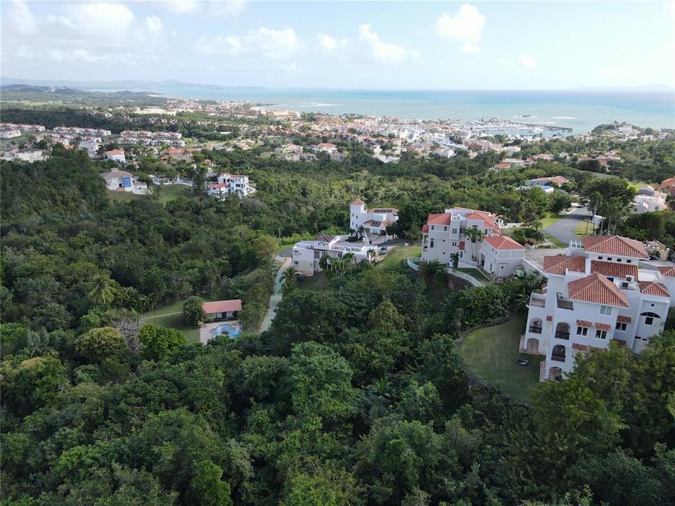 En Venta: $360,000 (0.55 acres)