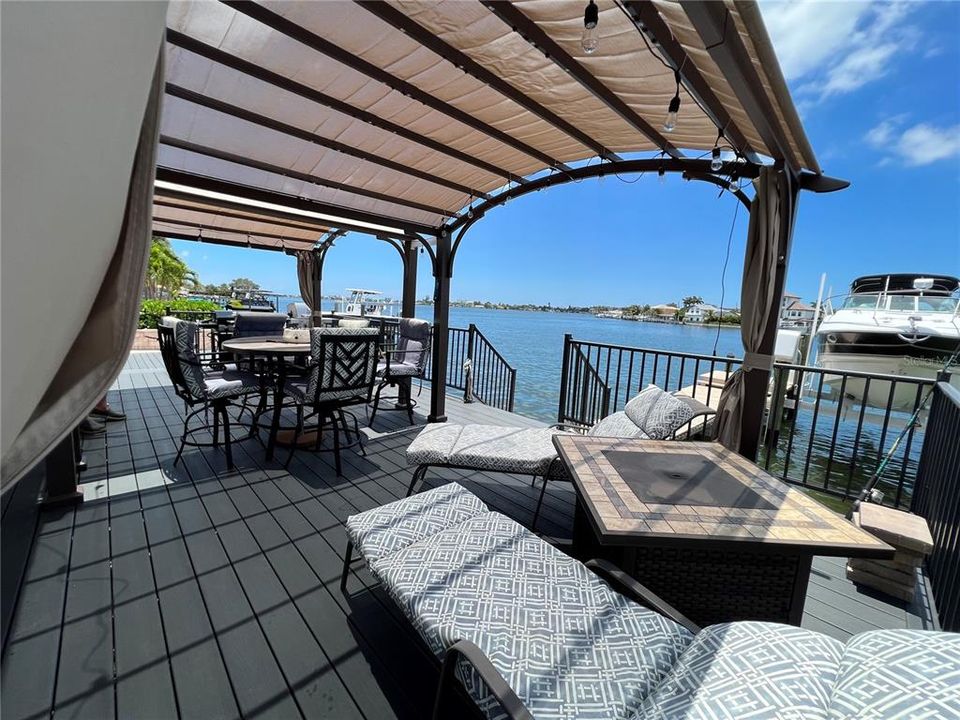 For Sale: $2,590,000 (4 beds, 3 baths, 2420 Square Feet)