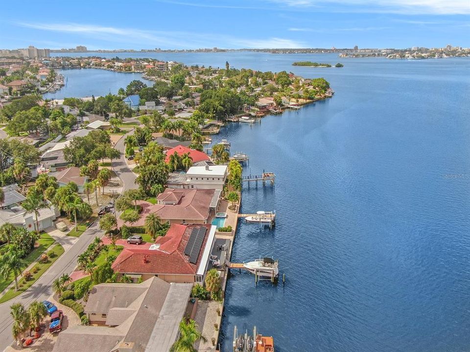 For Sale: $2,590,000 (4 beds, 3 baths, 2420 Square Feet)