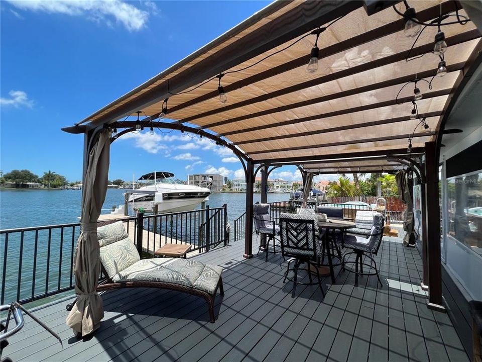 For Sale: $2,590,000 (4 beds, 3 baths, 2420 Square Feet)