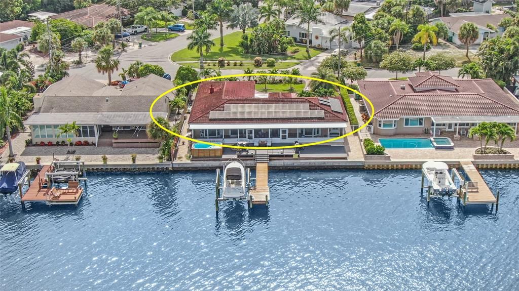 For Sale: $2,590,000 (4 beds, 3 baths, 2420 Square Feet)