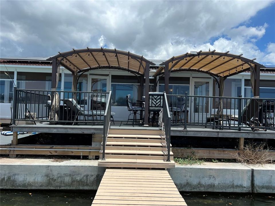 For Sale: $2,590,000 (4 beds, 3 baths, 2420 Square Feet)