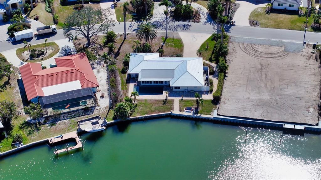 For Sale: $1,660,000 (0.35 acres)