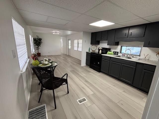 Active With Contract: $119,000 (2 beds, 2 baths, 816 Square Feet)