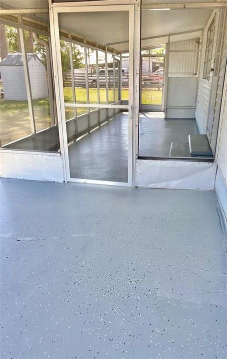 Active With Contract: $119,000 (2 beds, 2 baths, 816 Square Feet)