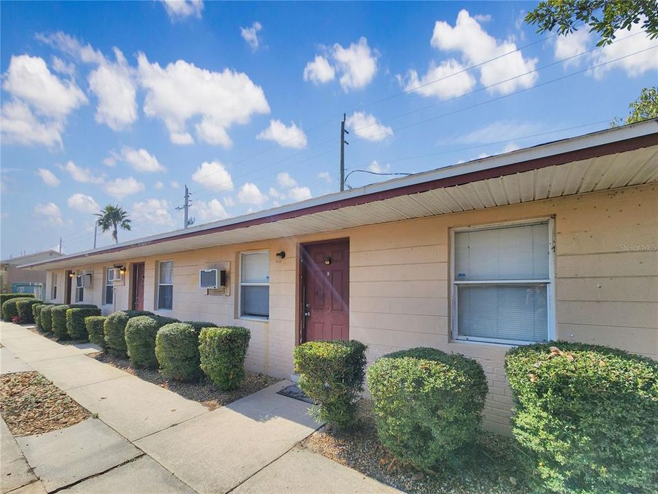 Vendido Recientemente: $1,350,000 (18 camas, 0 baños, 5916 Pies cuadrados)