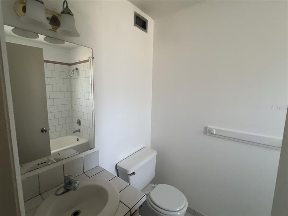 Active With Contract: $415,000 (0 beds, 0 baths, 3015 Square Feet)