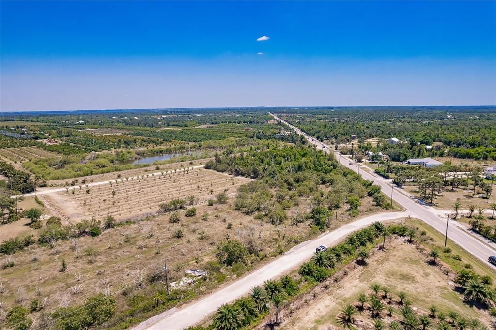 На продажу: $385,000 (3.67 acres)