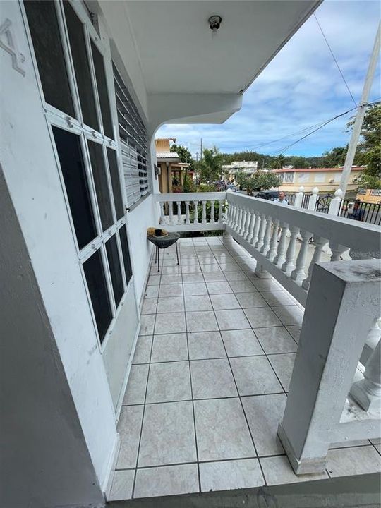 Active With Contract: $199,000 (4 beds, 2 baths, 1296 Square Feet)