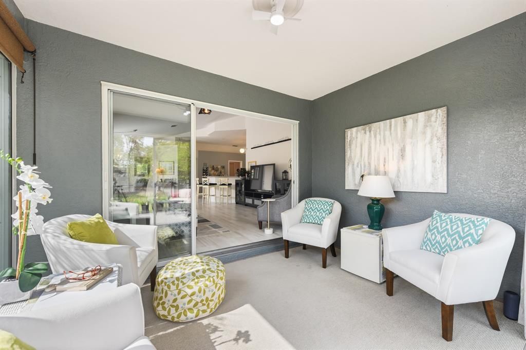 Active With Contract: $300,000 (2 beds, 2 baths, 1306 Square Feet)