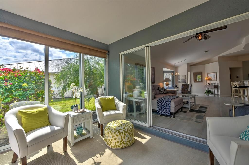 Active With Contract: $300,000 (2 beds, 2 baths, 1306 Square Feet)