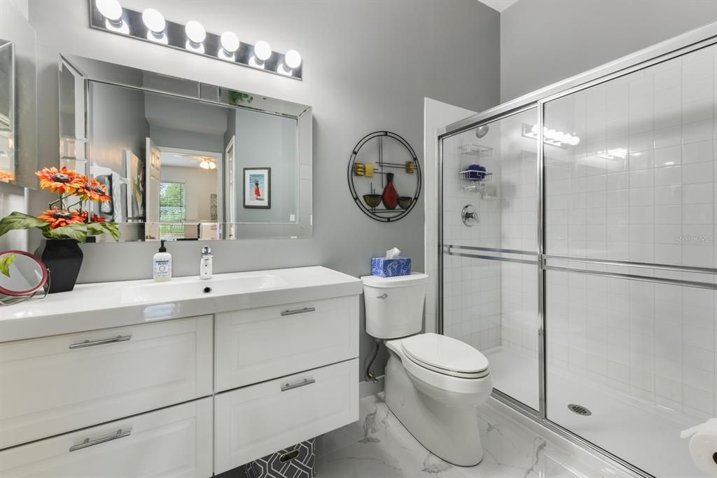 Active With Contract: $300,000 (2 beds, 2 baths, 1306 Square Feet)