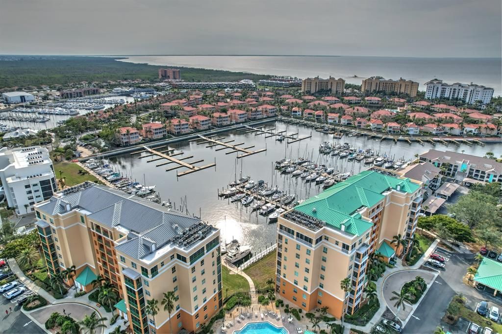 Active With Contract: $300,000 (2 beds, 2 baths, 1306 Square Feet)