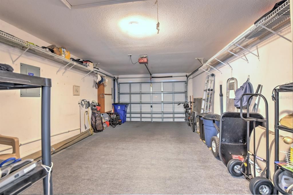 Active With Contract: $300,000 (2 beds, 2 baths, 1306 Square Feet)