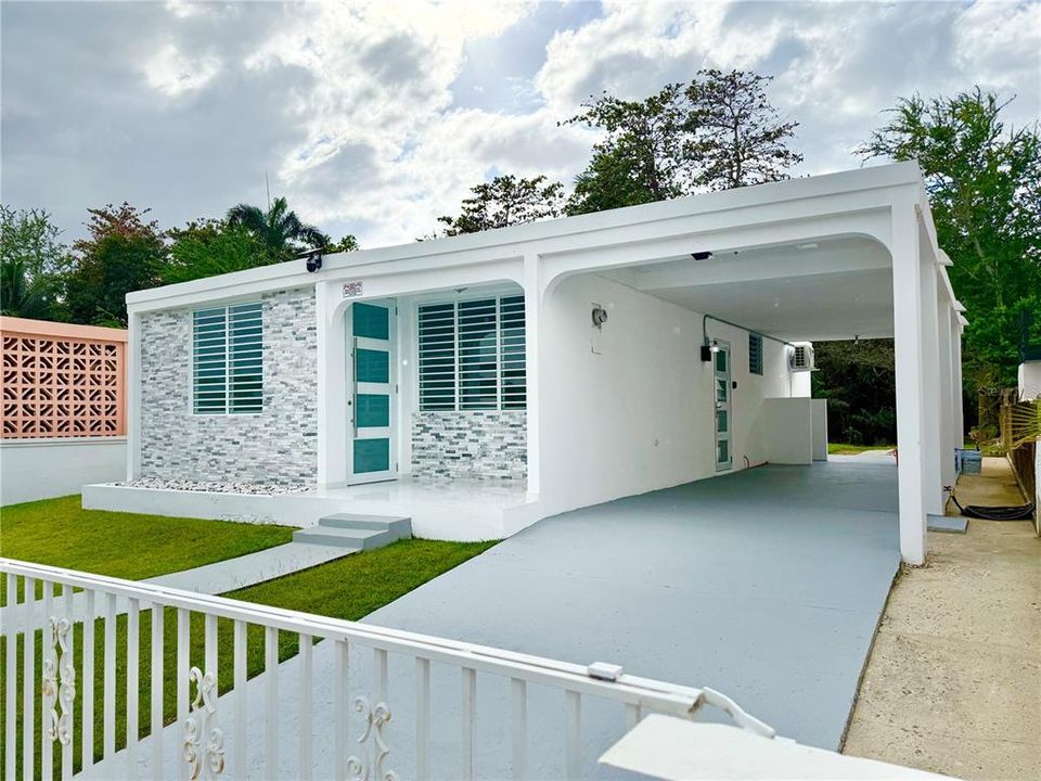 Недавно продано: $198,000 (3 спален, 1 ванн, 882 Квадратных фут)