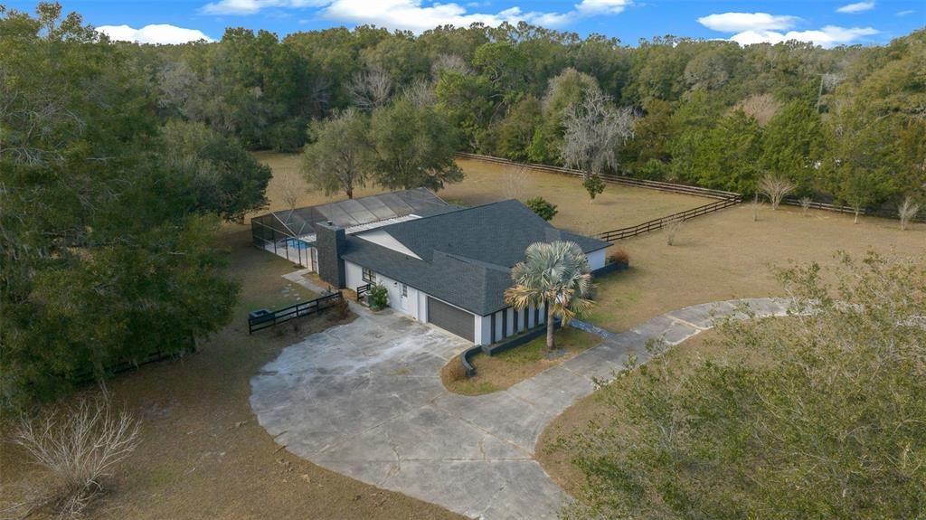 For Sale: $665,000 (3 beds, 3 baths, 3017 Square Feet)