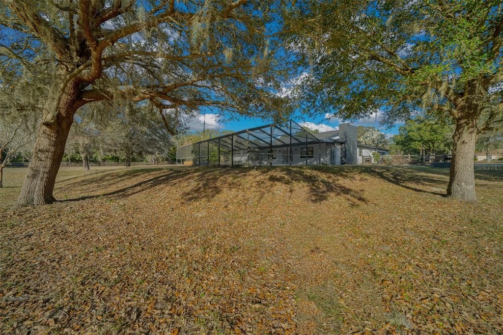 For Sale: $665,000 (3 beds, 3 baths, 3017 Square Feet)