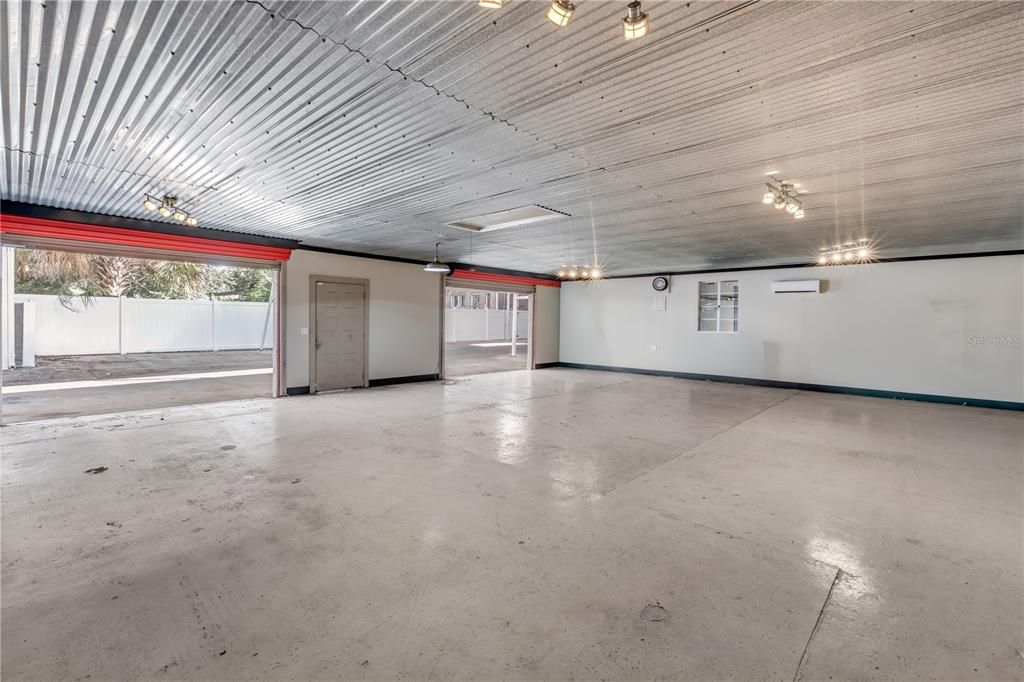 На продажу: $1,299,000 (0 спален, 0 ванн, 0 Квадратных фут)