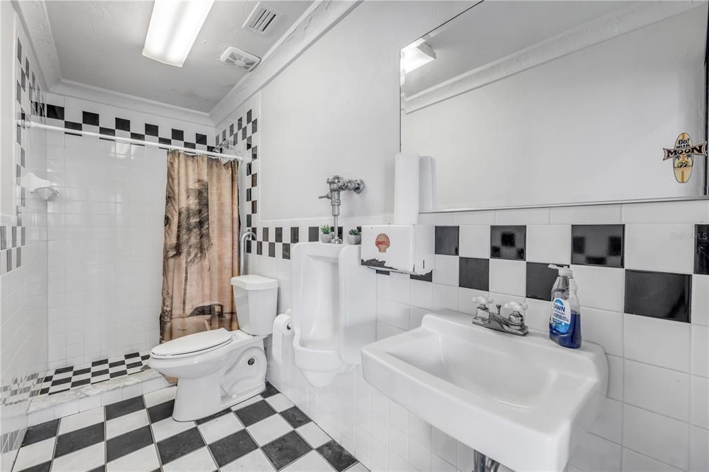 На продажу: $1,299,000 (0 спален, 0 ванн, 0 Квадратных фут)