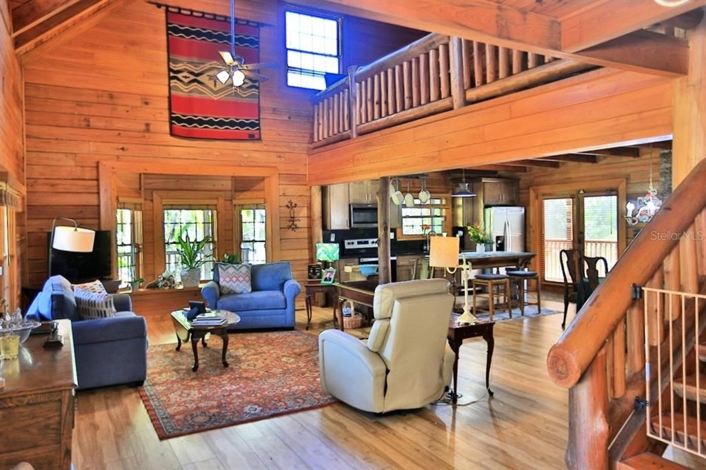 待售: $997,225 (2 贝兹, 2 浴室, 2562 平方英尺)