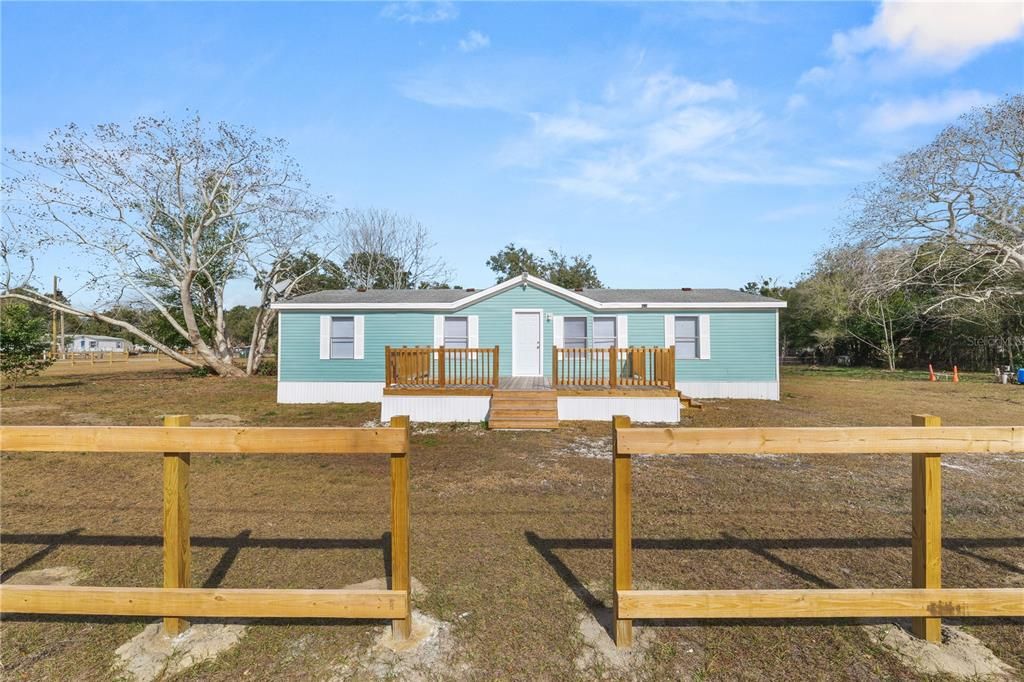 For Sale: $290,000 (3 beds, 2 baths, 1248 Square Feet)