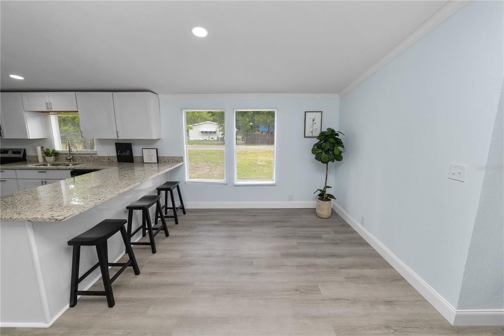 For Sale: $290,000 (3 beds, 2 baths, 1248 Square Feet)