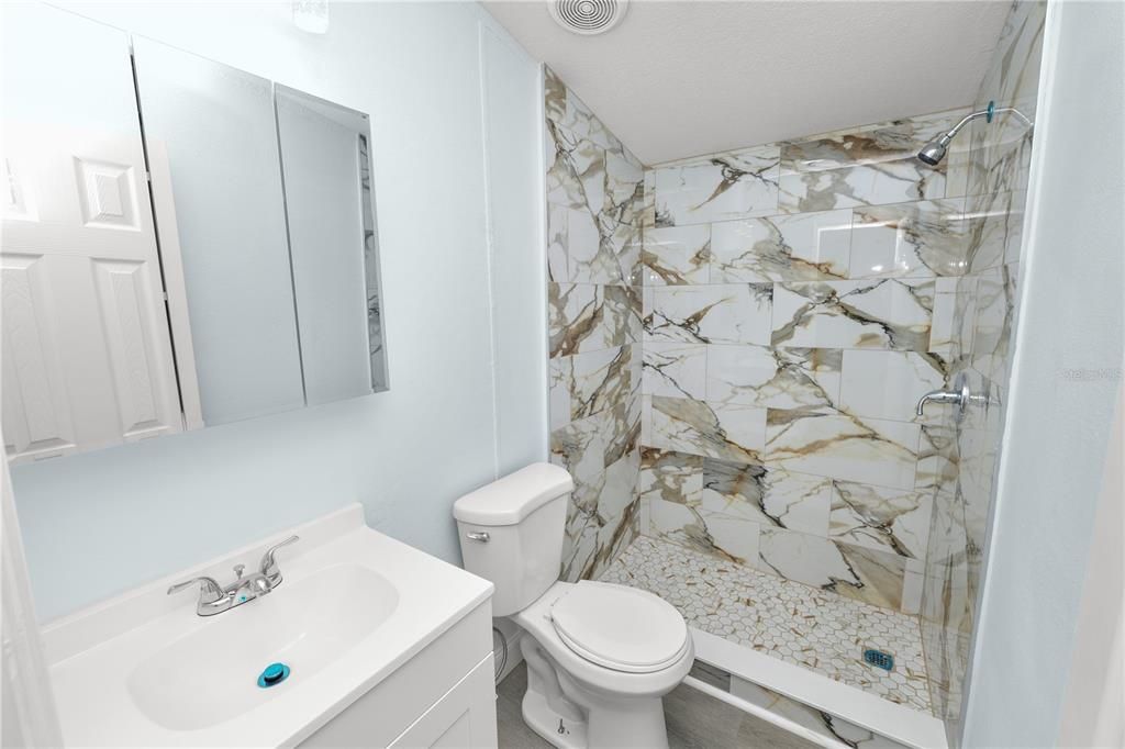 For Sale: $290,000 (3 beds, 2 baths, 1248 Square Feet)