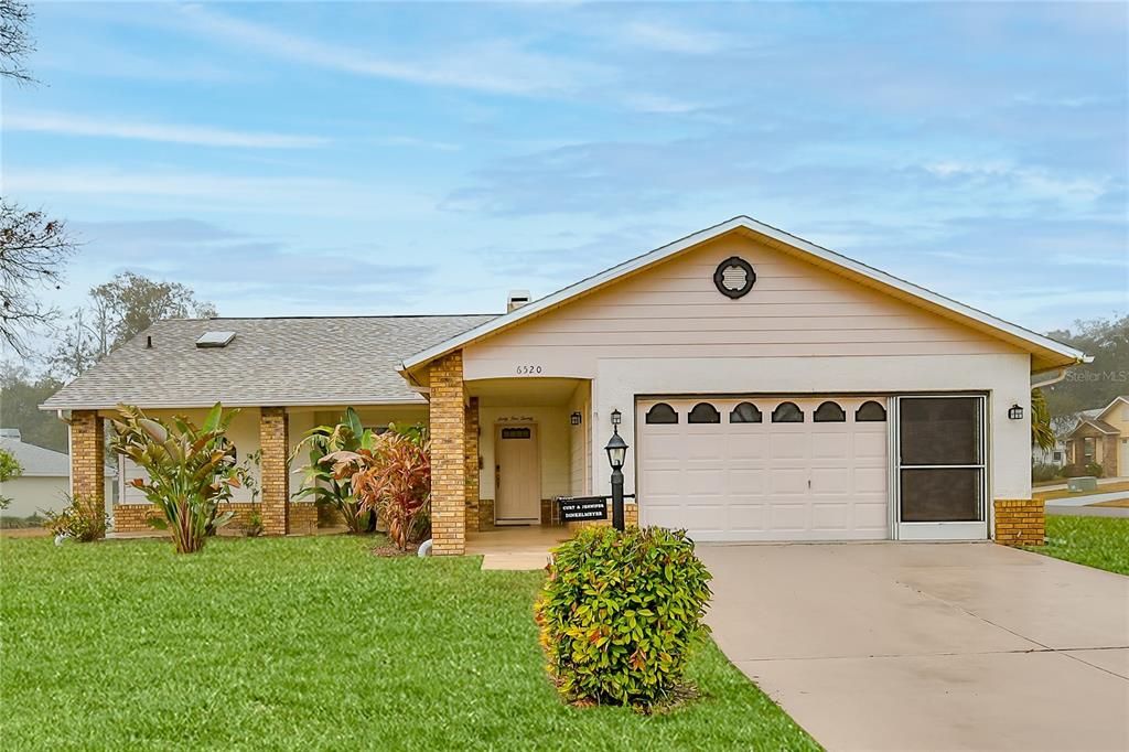 Recently Sold: $377,500 (3 beds, 2 baths, 1935 Square Feet)