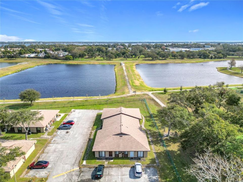 待售: $360,000 (2 贝兹, 1 浴室, 816 平方英尺)