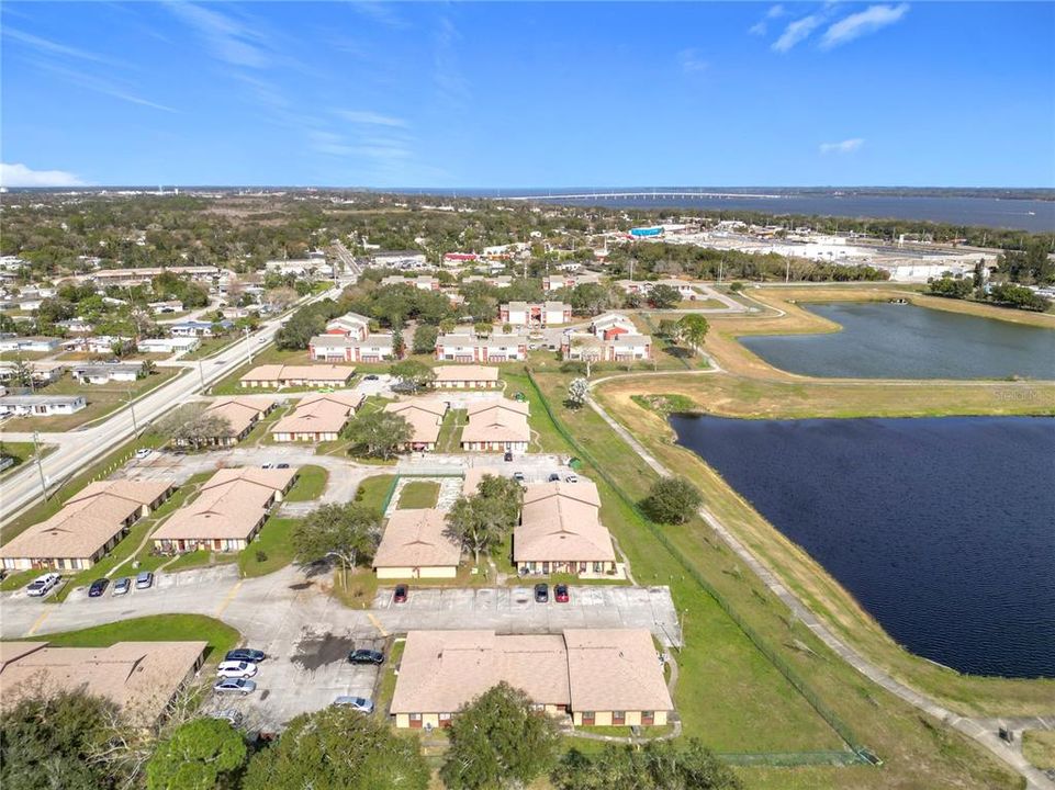 待售: $360,000 (2 贝兹, 1 浴室, 816 平方英尺)