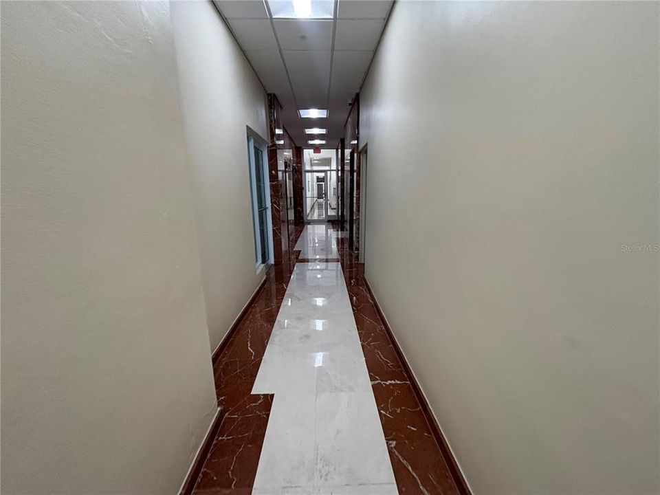 Activo con contrato: $2,300 (2 camas, 2 baños, 1650 Pies cuadrados)