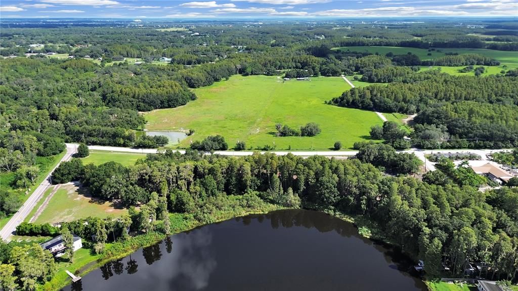 待售: $1,650,000 (5.01 acres)