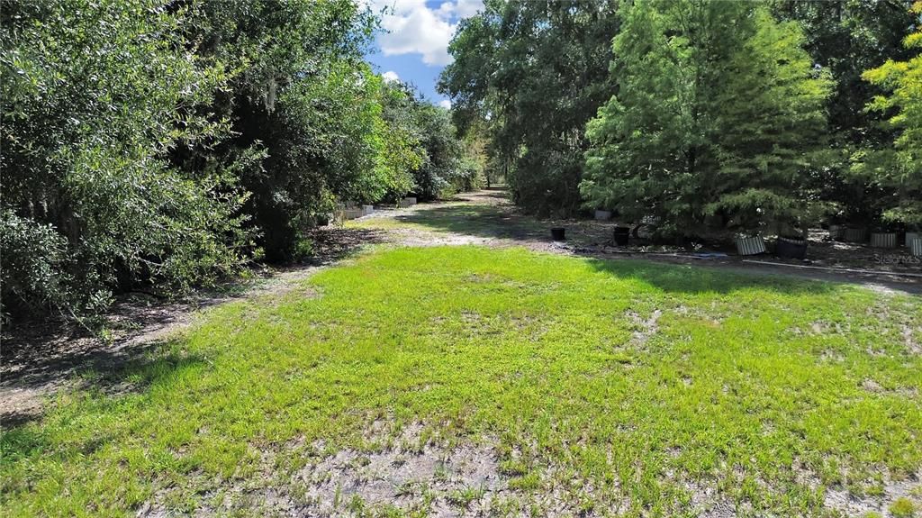 待售: $1,650,000 (5.01 acres)