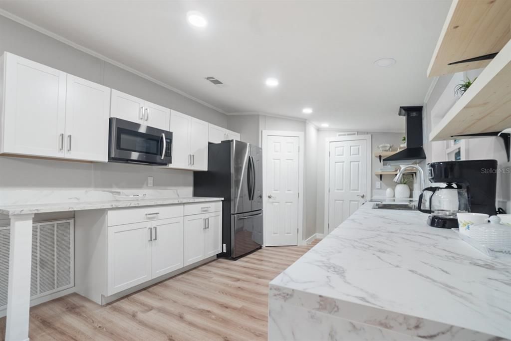 For Sale: $253,000 (3 beds, 2 baths, 1680 Square Feet)