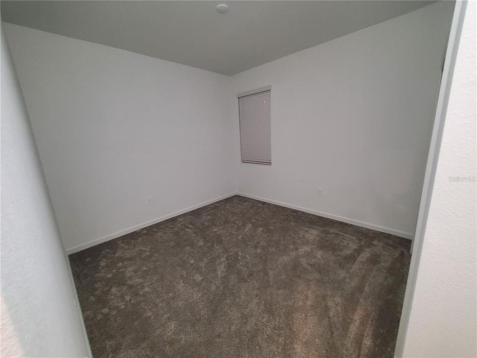 Под контрактом: $419,800 (4 спален, 2 ванн, 2280 Квадратных фут)