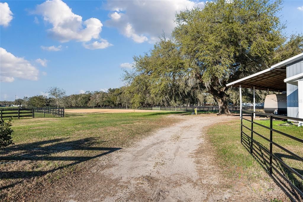 For Sale: $875,000 (1 beds, 1 baths, 400 Square Feet)