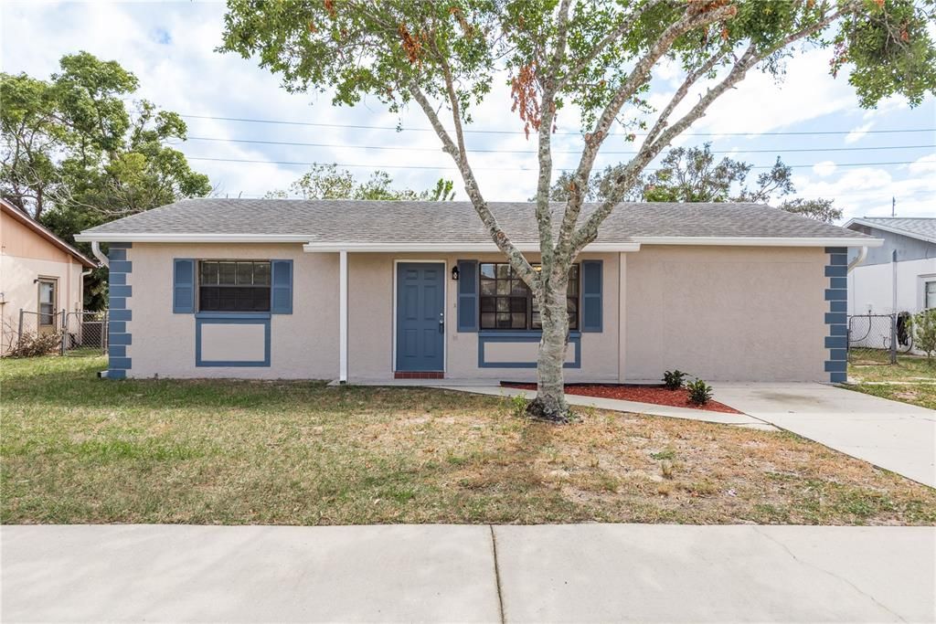 Recently Rented: $1,750 (3 beds, 1 baths, 1100 Square Feet)