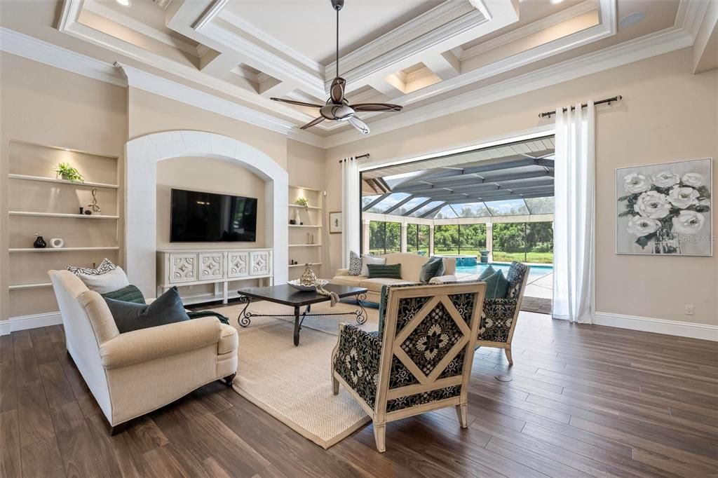 На продажу: $2,799,000 (3 спален, 3 ванн, 4084 Квадратных фут)