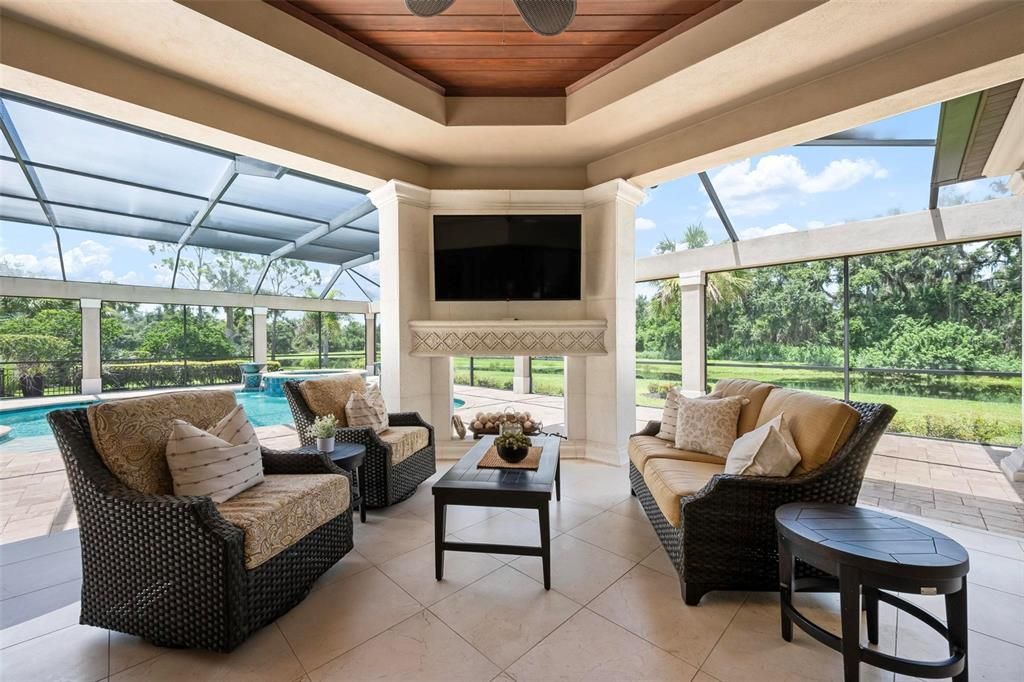 На продажу: $2,799,000 (3 спален, 3 ванн, 4084 Квадратных фут)